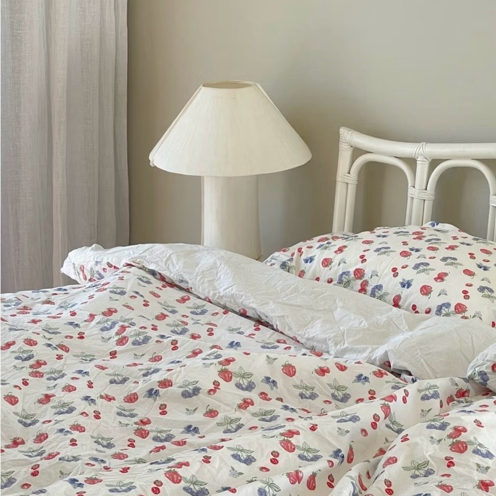 Djerf Avenue Summer Berries Print Duvet Cover in King Size